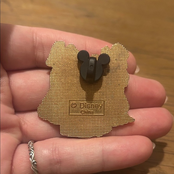 Disney Princess Group Pin - Picture 3 of 7